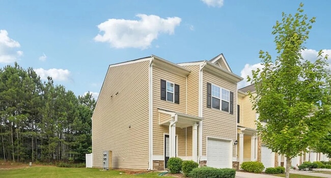 Building Photo - Room in Townhome on Estes Dr