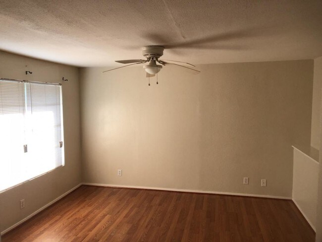 Building Photo - 2124 Sanger