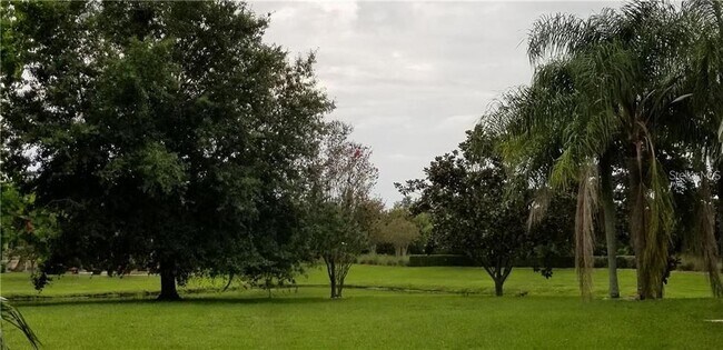 Foto del edificio - 8602 Herons Cove Pl