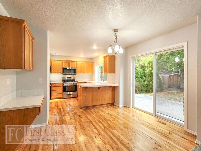 Foto del edificio - 23866 SW Red Fern Dr