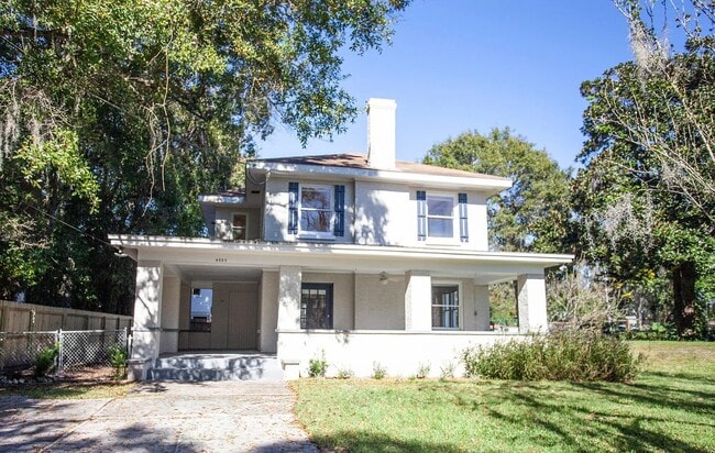 Building Photo - 4835 Sunderland Rd