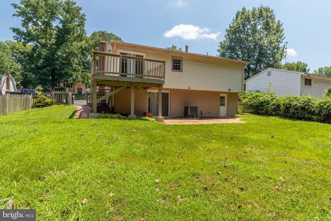 Building Photo - 5115 Leesburg Ct