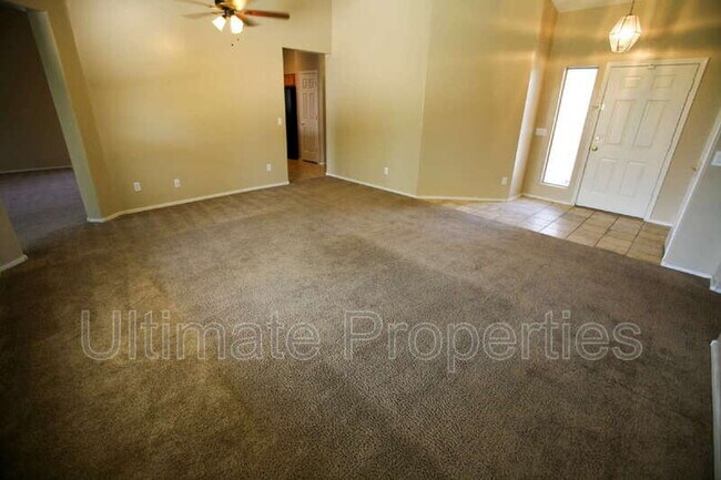Building Photo - 13461 W Statler St