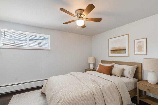 Building Photo - 809 N Dexter St