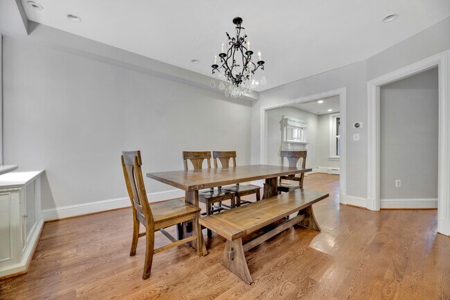 Foto del edificio - Charming Modern Home in Columbia