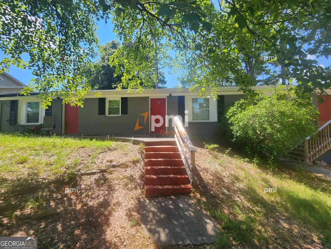 Primary Photo - 217 Greenbriar Dr