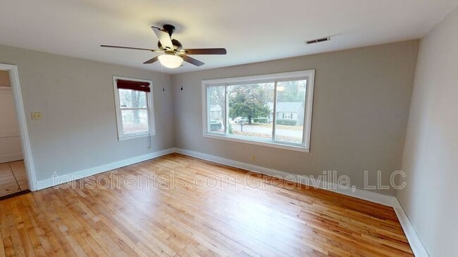 Building Photo - 473 S 247