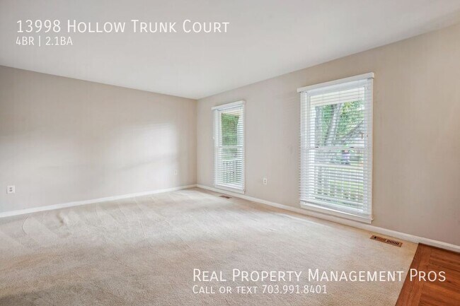 Foto del edificio - 13998 Hollow Trunk Ct