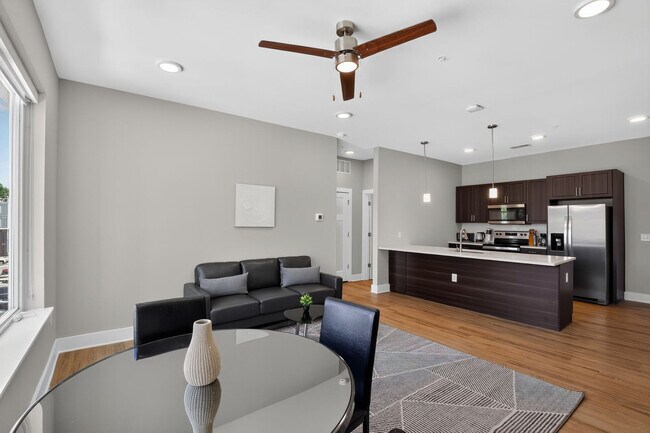 Foto del edificio - 1004 Park View Greer Cir