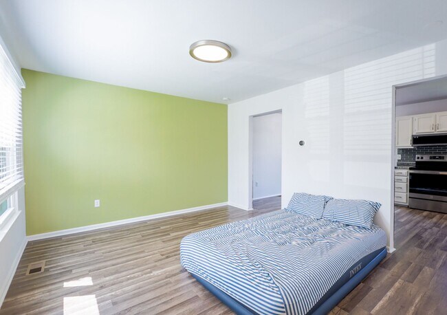 Foto del edificio - Amazing 3 BR/1.5 BA Townhome in Landover!