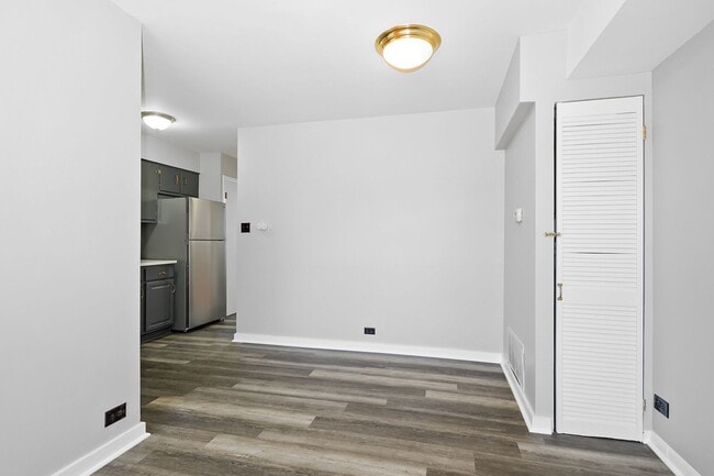 Interior Photo - 5338 S Kenneth Ave. Chicago IL