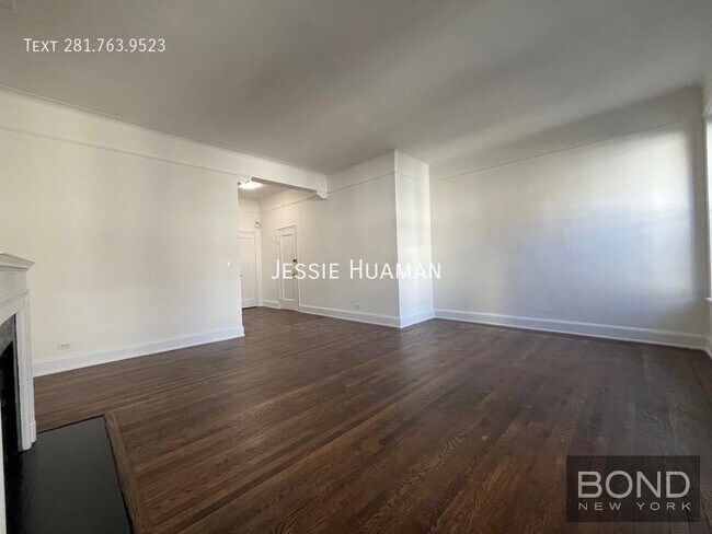 Building Photo - 106 E 81st St