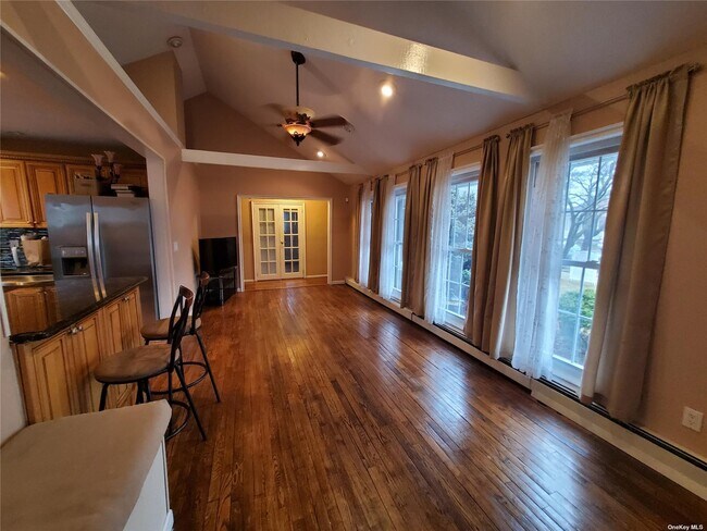 Foto del edificio - 48 Berkshire Rd
