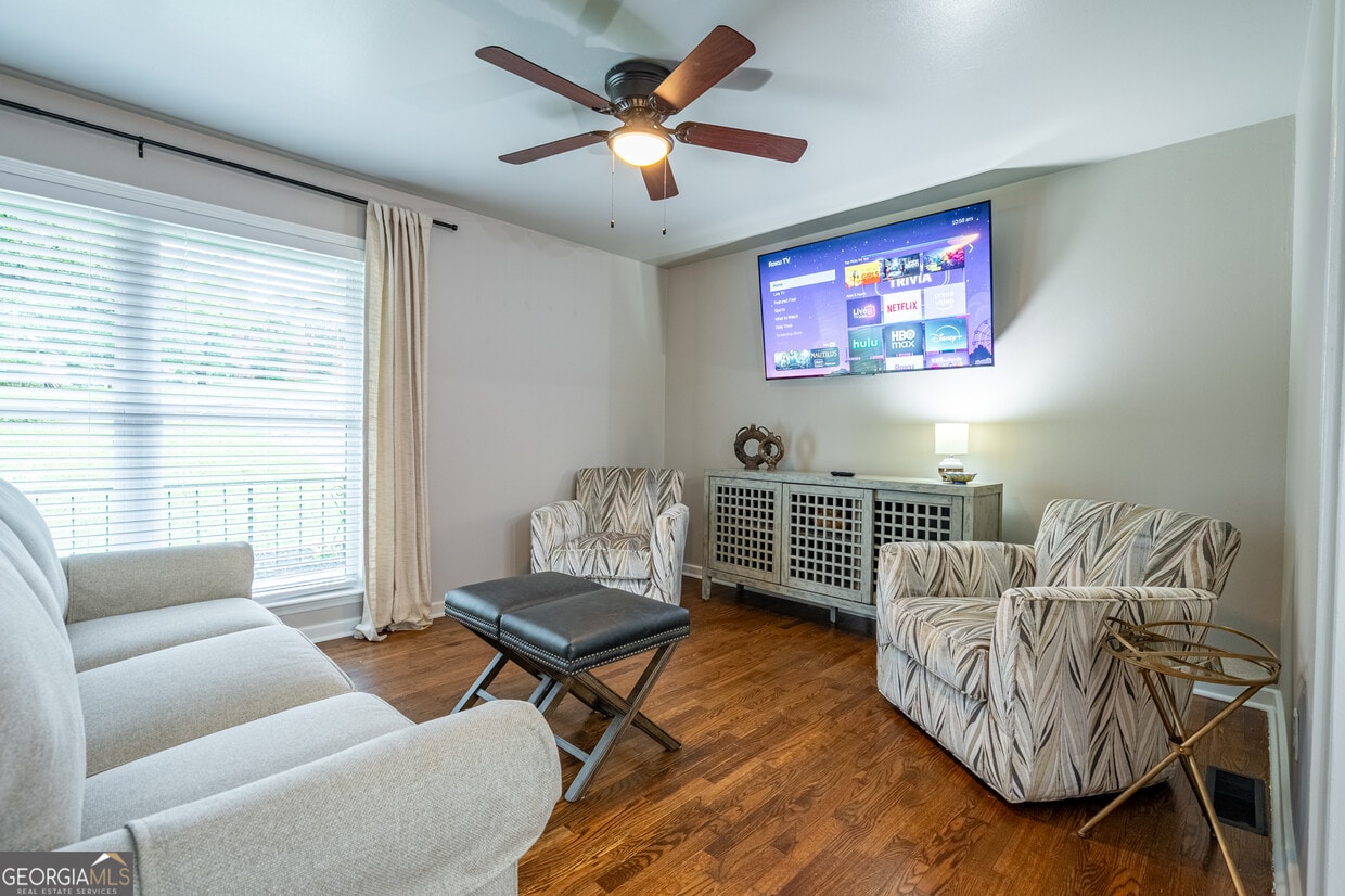 Foto principal - 236 Pioneer Trail