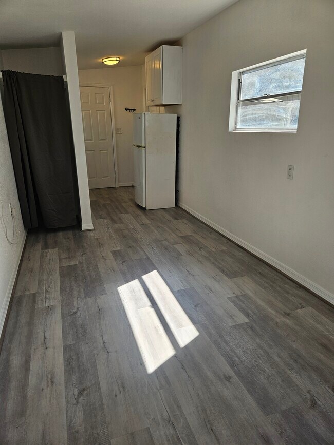 Foto del edificio - 3710 E Flora St