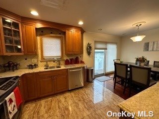 Foto del edificio - 792 Park Ln S