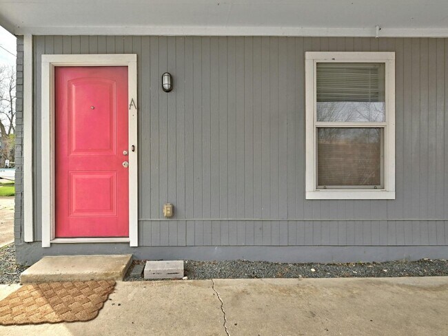 Foto del edificio - 1120 Estes Ave