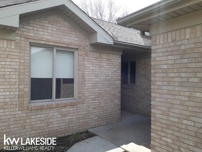 Foto del edificio - 35292 Silver Maple Dr