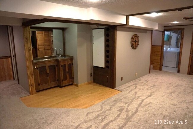 Foto del edificio - 119 22nd Ave S