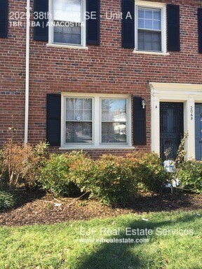 Primary Photo - 2029 38th St SE