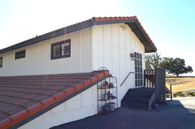 Building Photo - 1 br, 1 bath House - 5640 Linne Road