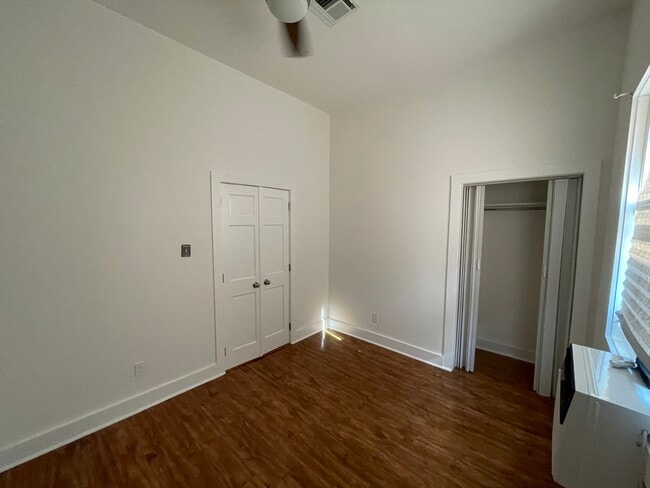 Building Photo - 4810 Annunciation St