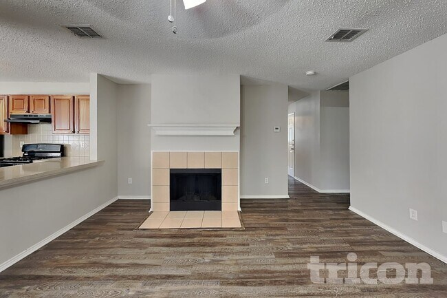 Foto del edificio - 7109 Galveston Dr