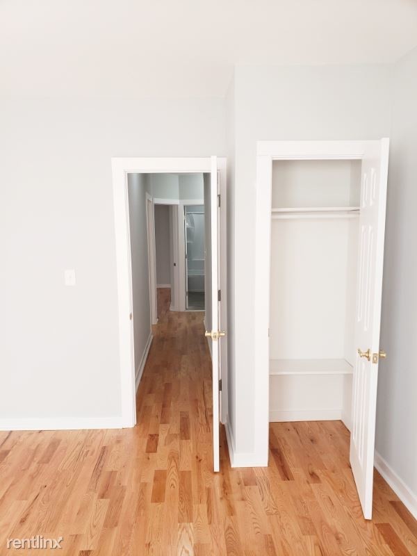 Building Photo - 3 br, 1.5 bath Apartment - 728 Hancock Ave