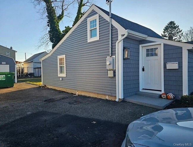 Building Photo - 9 Tillie St