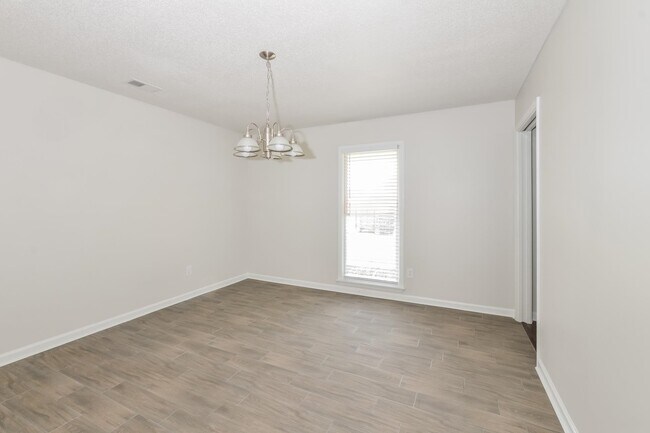 Building Photo - 8267 Post Creek Cove