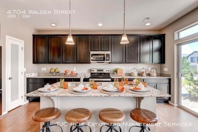 Building Photo - Green Valley Ranch MODEL Home for Rent!