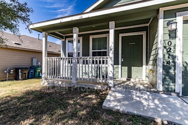 Building Photo - 10214 Robbins Grove