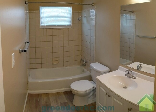 Building Photo - 9106 W 78th St