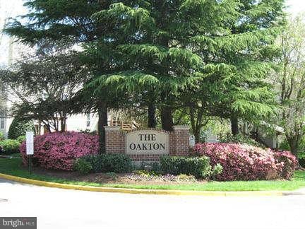 Primary Photo - 10070 Oakton Terrace Rd