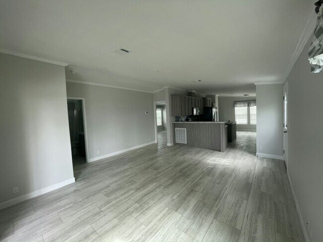Foto del edificio - 990 E Sand Cay Ave