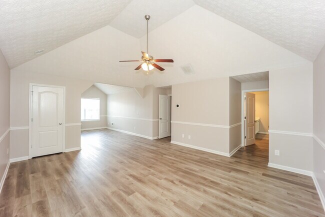 Foto del edificio - 9275 Grady Dr