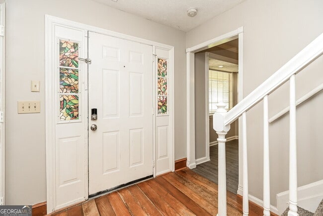 Building Photo - 1268 Brandl Dr SW
