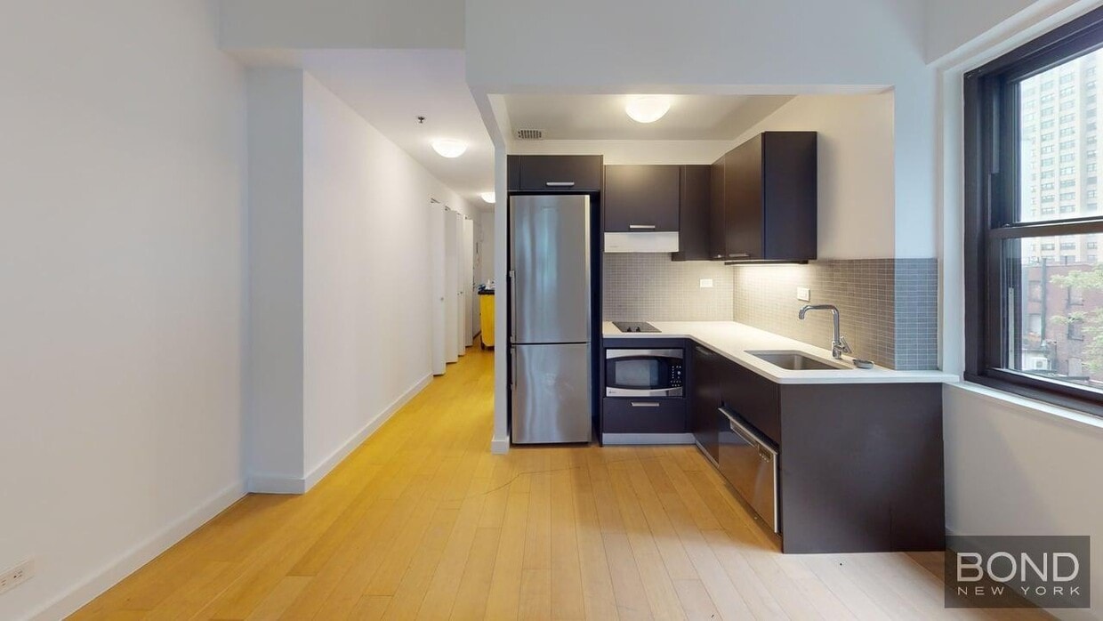 Primary Photo - 222 E 39th St