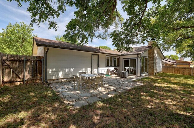 Foto del edificio - 9905 Chukar Cir