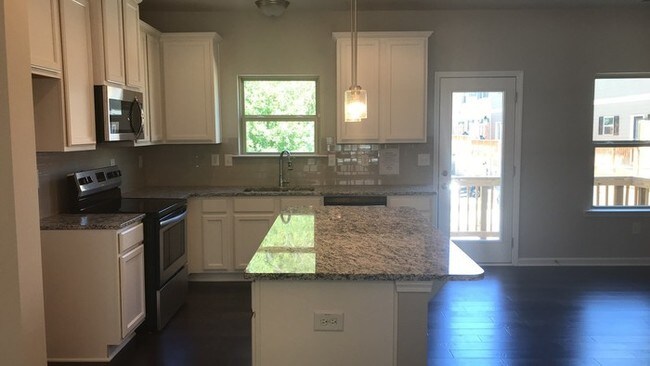 Foto del edificio - 3840 Equity Ln