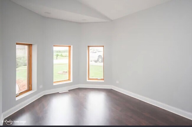 Foto del edificio - 1219 Blackhawk Dr