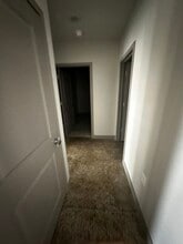 style 09 hallway - Argyle on 12th