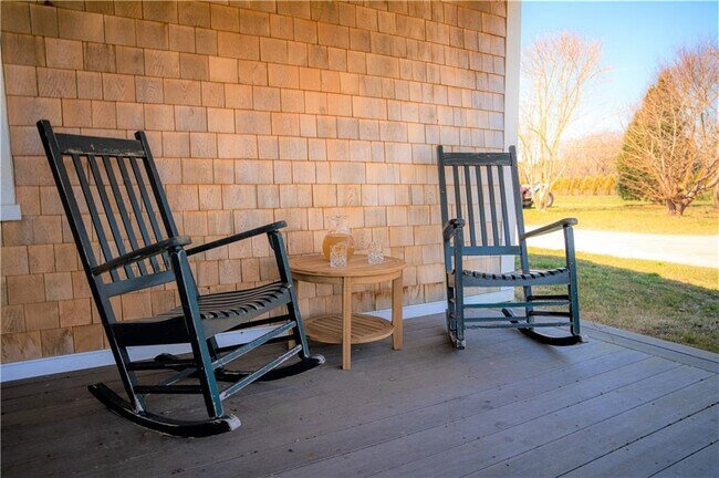 Foto del edificio - 127 Willow Ave