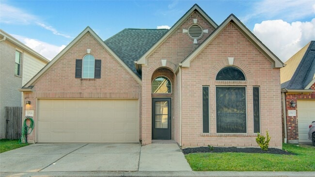 Building Photo - 10506 Pleasant Villas Ln