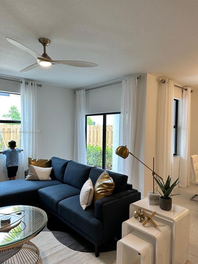 Foto del edificio - 12929 SW 286th Wy