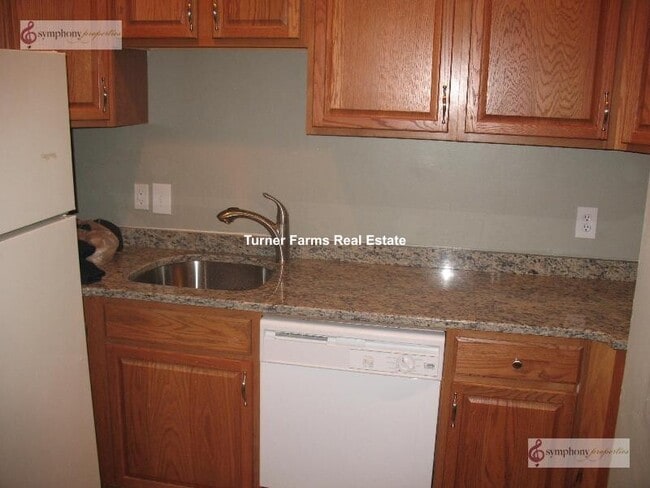 Foto del edificio - 65 Hemenway St