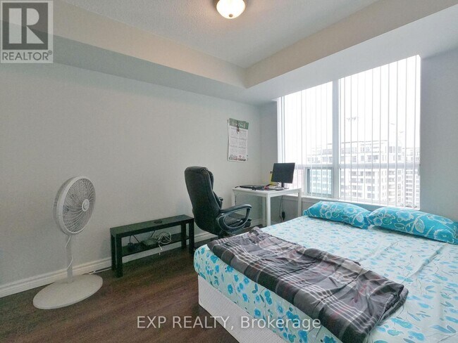 Photo du bâtiment - 17 Barberry Pl