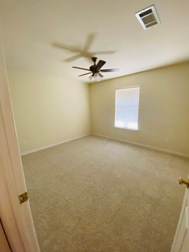 Foto del edificio - *****MOVE IN SPECIAL! 1/2 OFF 1ST MONTHS RENT*****473 Mockingbird Circle  Brandon, MS