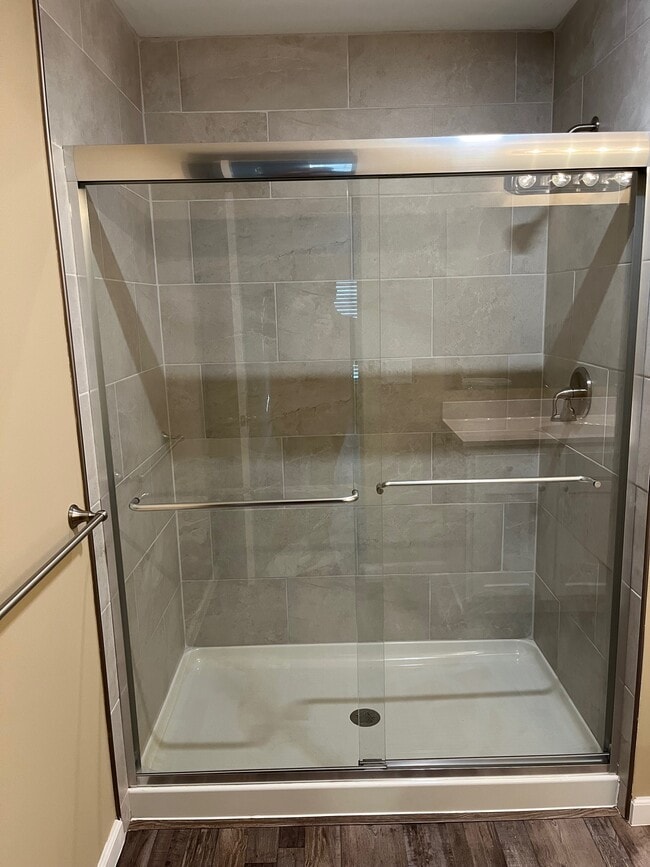 Building Photo - 39 Arbor Ct