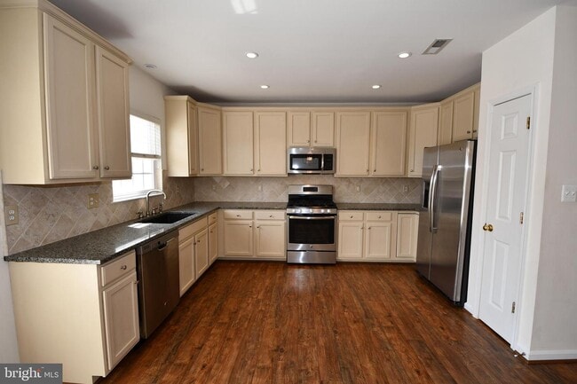 Building Photo - 6207 Conklin Way